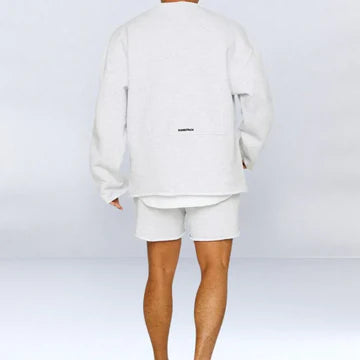 Ordinarie pris för MAXWELL långärmad tröja inklusive shorts